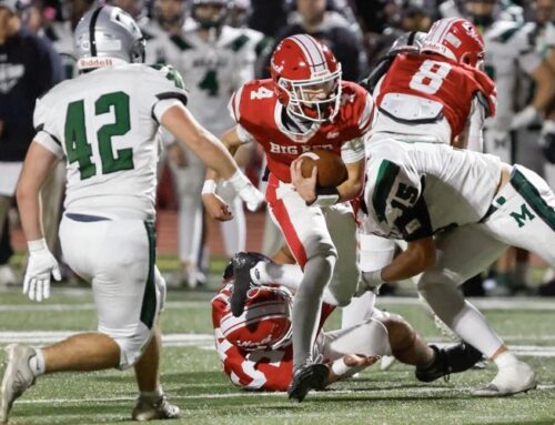 Mansfield turns the page, downs North Attleboro in rematch of last year’s Div. 3 Super Bowl